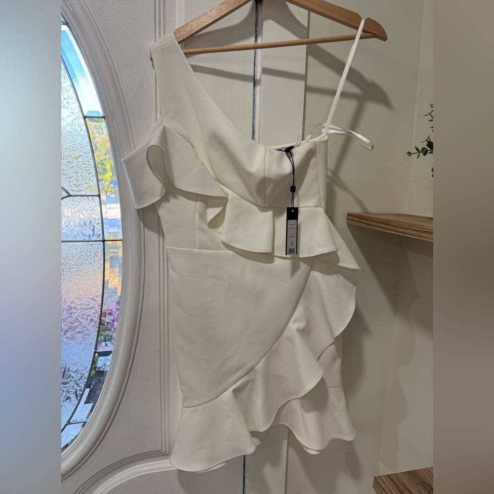 BCBGMaxAzria HOLLY ASYMMETRICAL RUFFLE DRESS - Picture 4 of 6